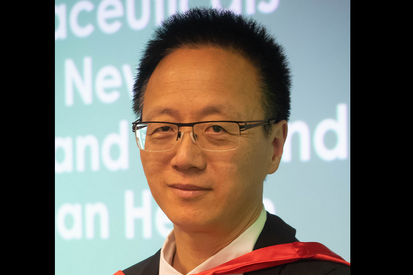 Professor Jun Lu